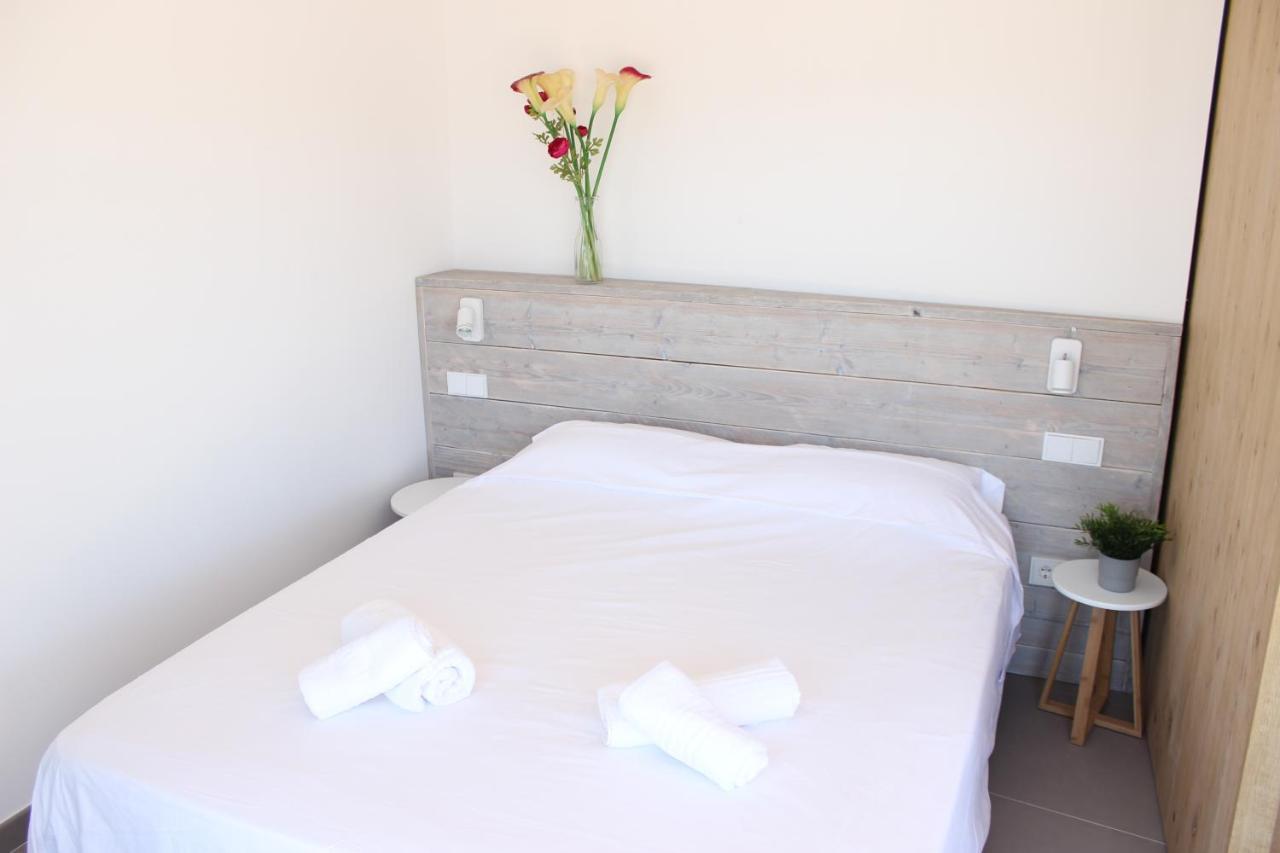 Beautiful Loft, Huge Sunny Terrace, View Over The Beach And Sea Roses Luaran gambar