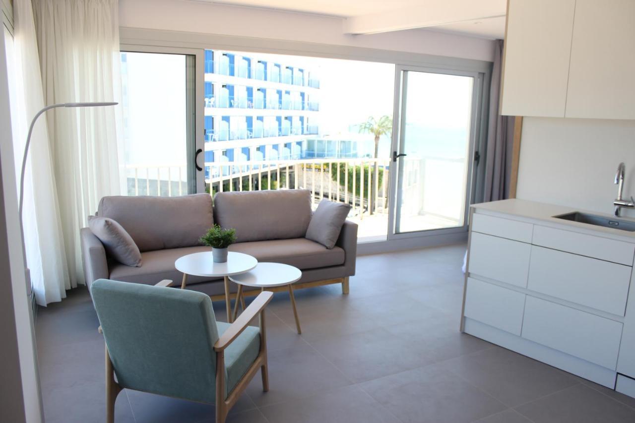 Beautiful Loft, Huge Sunny Terrace, View Over The Beach And Sea Roses Luaran gambar