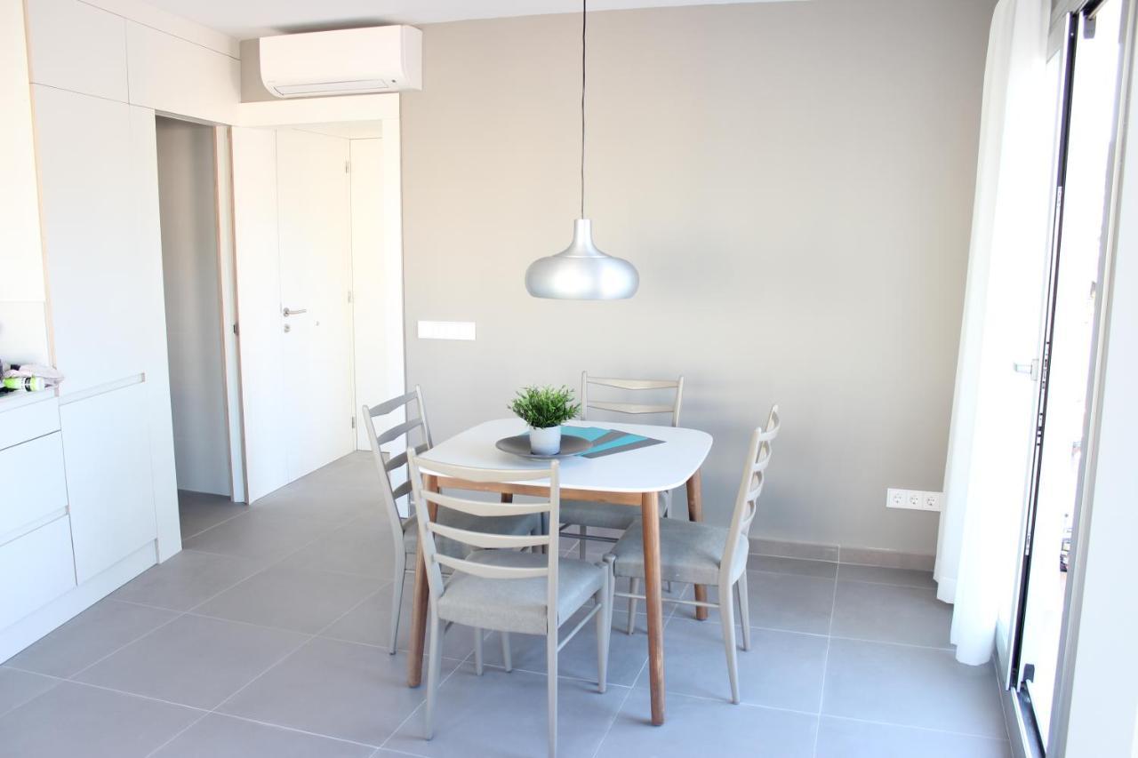 Beautiful Loft, Huge Sunny Terrace, View Over The Beach And Sea Roses Luaran gambar