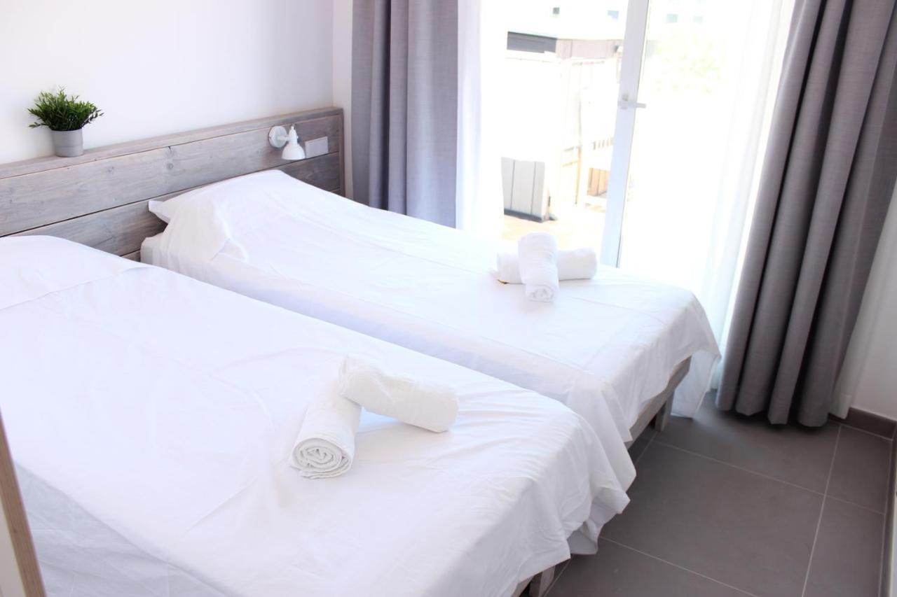 Beautiful Loft, Huge Sunny Terrace, View Over The Beach And Sea Roses Luaran gambar