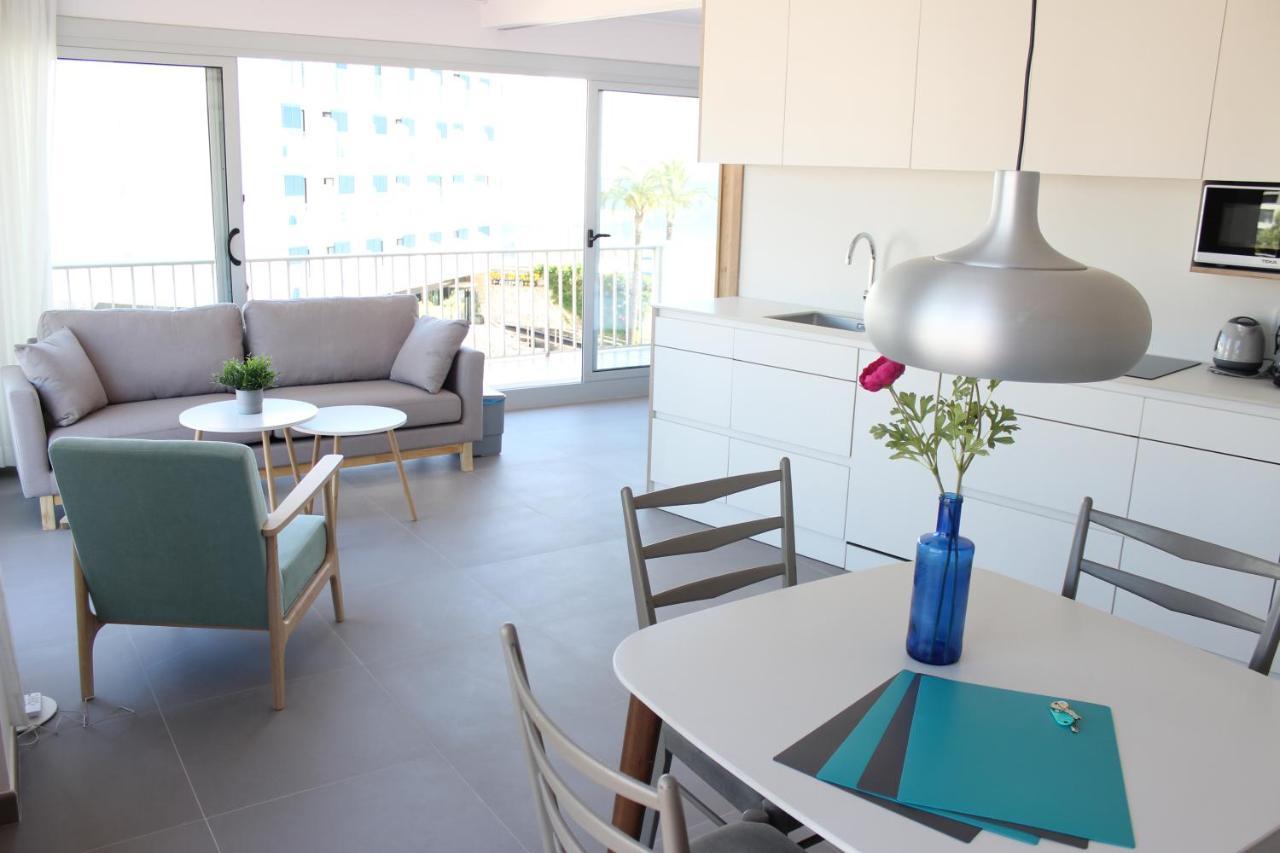 Beautiful Loft, Huge Sunny Terrace, View Over The Beach And Sea Roses Luaran gambar